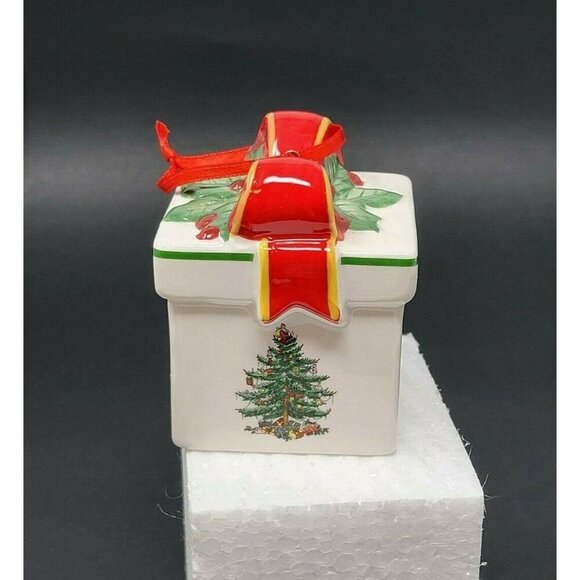 SPODE CHRISTMAS TREE LED COLOR GIFT BOX ORNAMENT - Picture 1 of 8